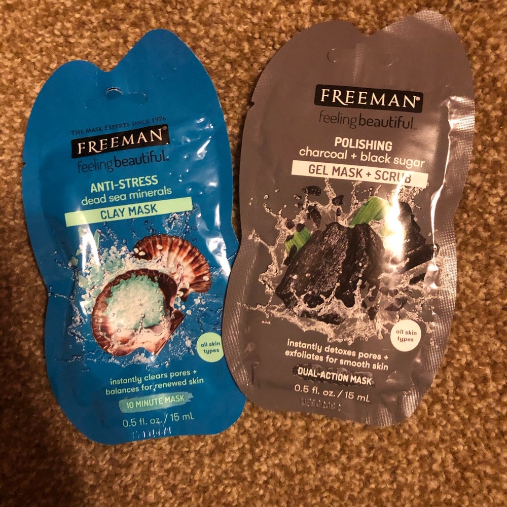 2 face masks